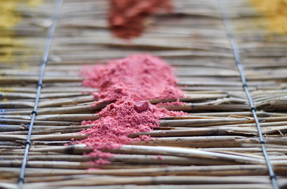 Bild 1 von Lehmfarbe Rose 2.0 (Rosarot) samtrau  / (Menge) 1,0 kg